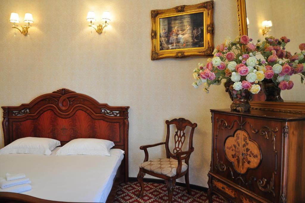 Queen Valery Hotel Odessa Oda fotoğraf