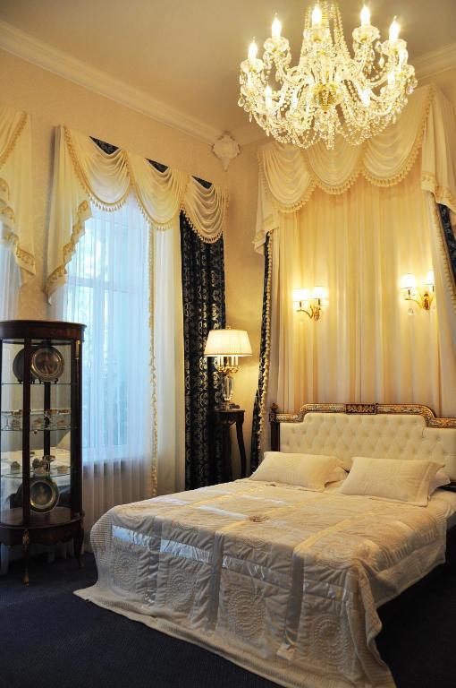 Queen Valery Hotel Odessa Oda fotoğraf