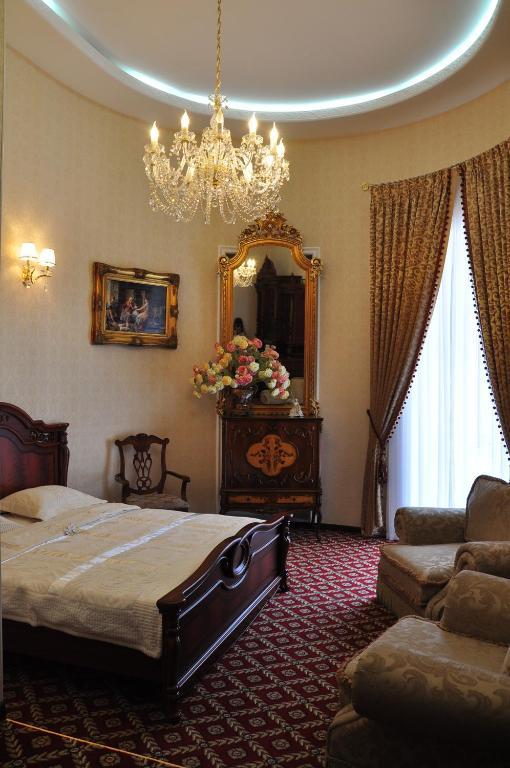 Queen Valery Hotel Odessa Oda fotoğraf