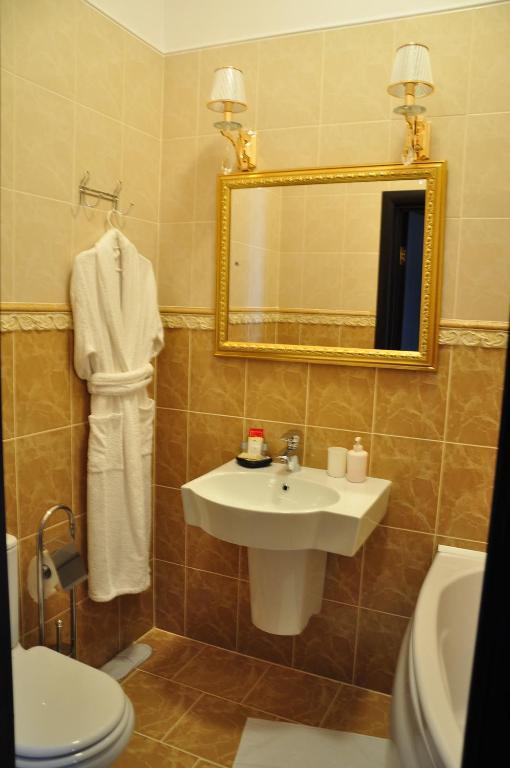 Queen Valery Hotel Odessa Dış mekan fotoğraf