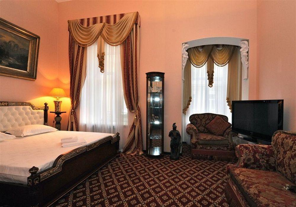 Queen Valery Hotel Odessa Dış mekan fotoğraf