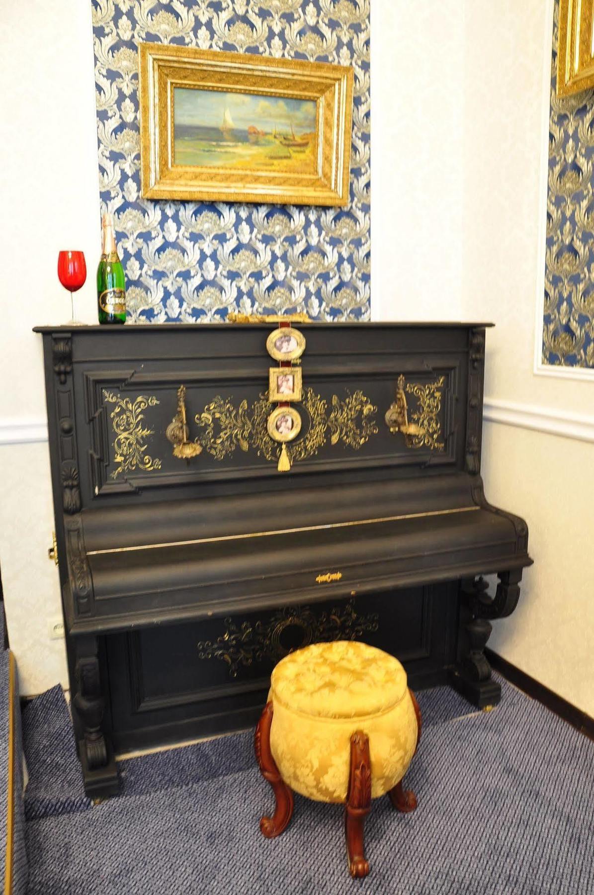 Queen Valery Hotel Odessa Dış mekan fotoğraf