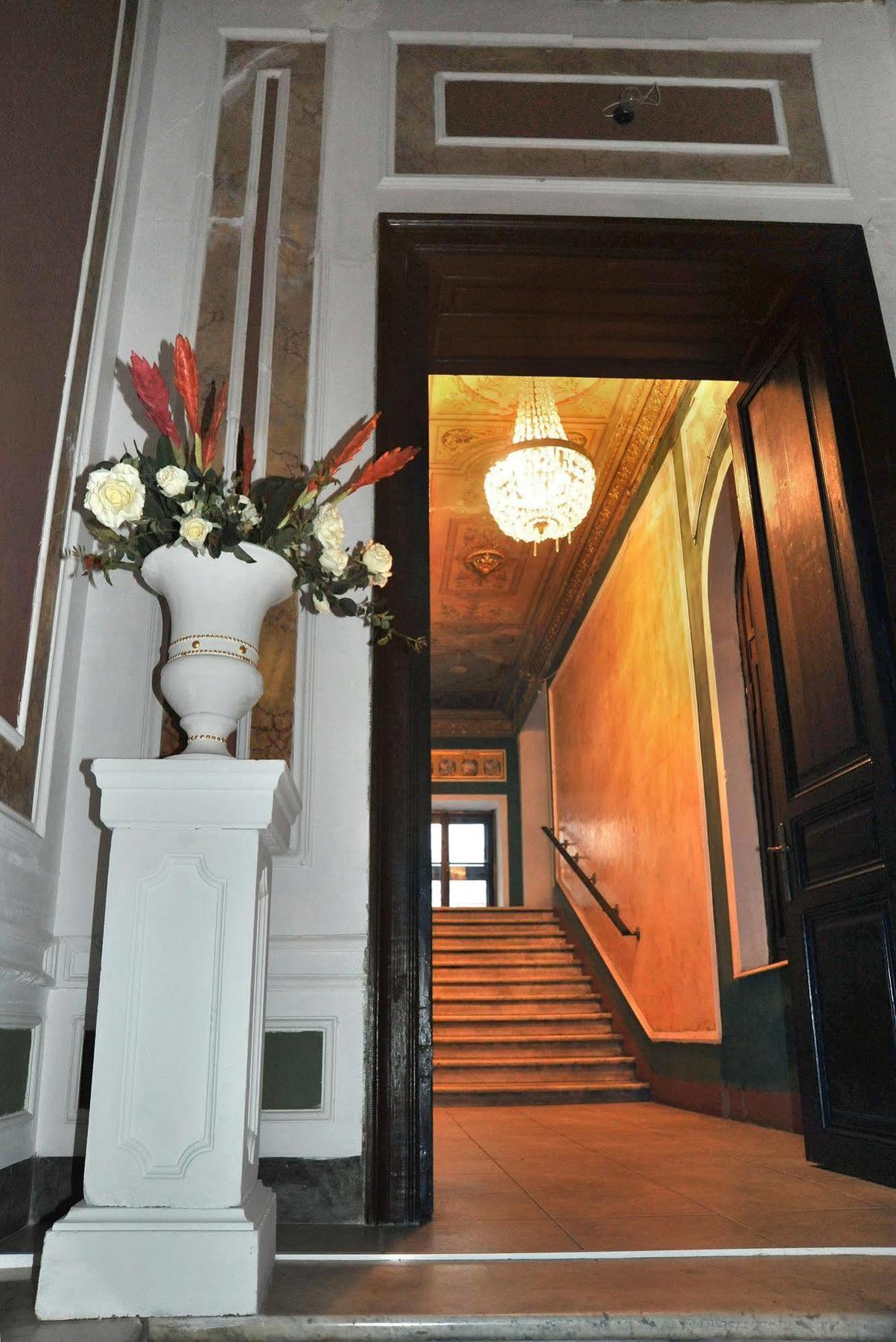 Queen Valery Hotel Odessa Dış mekan fotoğraf
